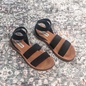 Steve Madden Black Sandals